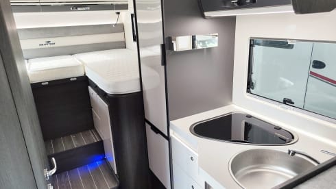 Bavarian Camper 2 – 5 people and still under 7m - the kronos 285TL.