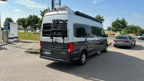 De ZilverGrijze XL – VW Grand California 2.0L TDI 680 from 2021