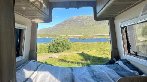 The Spirit of Scotland – Explore Scotland in our 2/3 Bed Mercedes, Toilet & Shower Free Insurance