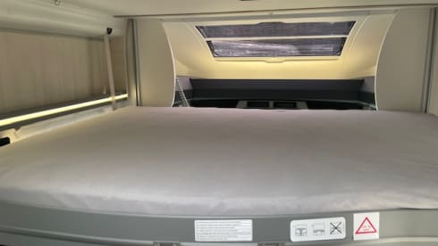 Challenger 317 – Challenger 337 GRAPHITE ULTIMATE - Automatic 2025