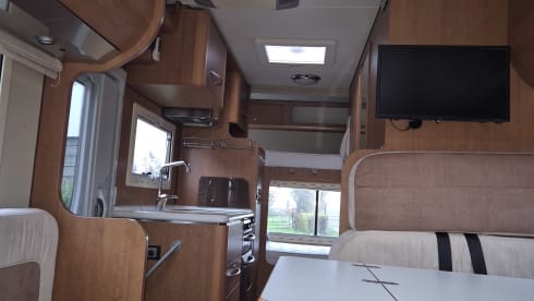 La bella vita – Luxury 6 person Arca Camper