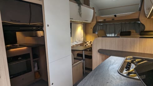 Star-Bey – A72 - 6-Berth Adventures Await!