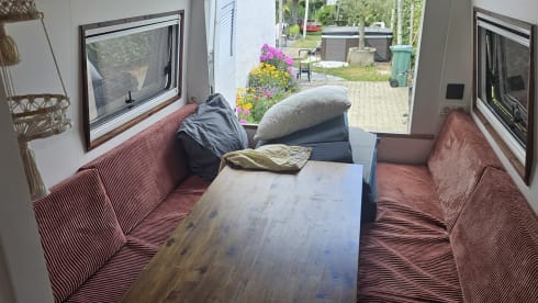 Ziggy – Dreisitziger Volkswagen-Bus aus dem Jahr 2009