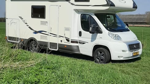 Spacious cozy and luxurious family camper
