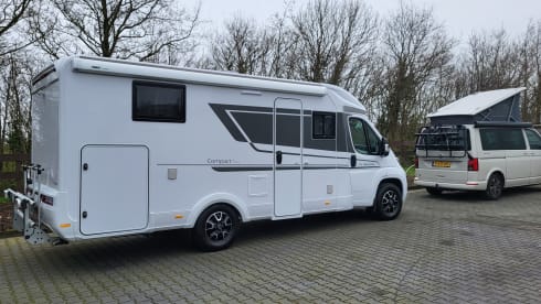Compact DL – Very spacious camper with air conditioning in the living area and complete inventory