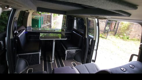 Elgrandy – Cool 3 berth Nissan ELGRAND campervan from 2005 with pop roof