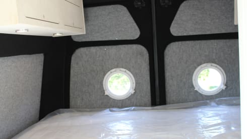 Renault-Bus mit 2 Sitzen aus dem Jahr 2017