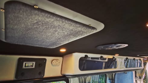 Eva – 2 berth cosy camper