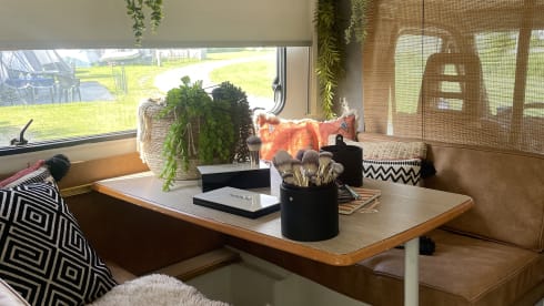 Coby Dethleff – Boho house on wheels