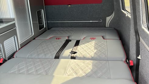 VW_VACAY – 4 berth Volkswagen campervan from 2020