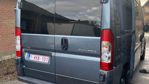 2p Citroën bus from 2013