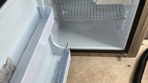 Annie – 2 berth Citroën Dispatch 2020