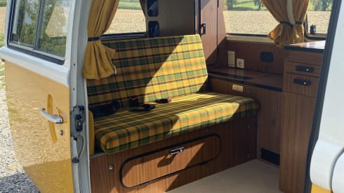 Fantastic Volkswagen T2 Westfalia camper
