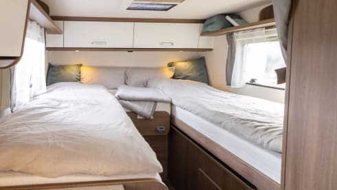 Camper Ledegem – 2p Carado semi-integrated from 2024