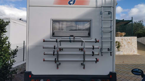 Mizar – Large camper with 2 double beds to travel all over Sardinia