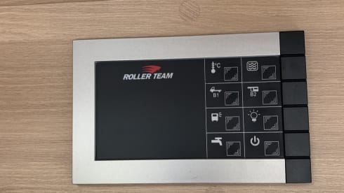 Rollerteam Zefiro 690G 4 berth 