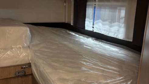 Compacte Hobby Optima V65 GE    2 persoons camper  BJ 2026