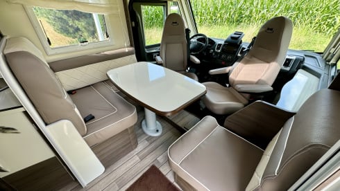 5 person McLouis family camper from 2023