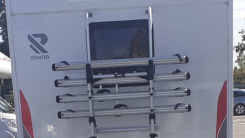 6p Fiat alcove from 2021