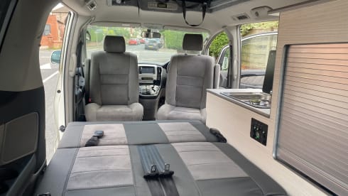 Bobby – 4 berth Toyota campervan