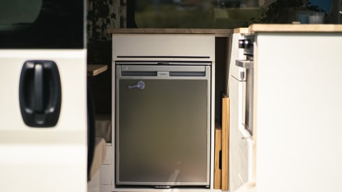 Dolly – 3p Peugeot bus uit 2013