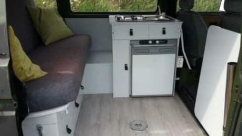 Campouflage  – 2p Volkswagen campervan from 1985