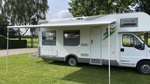 Knausiee – Nicely furnished family camper