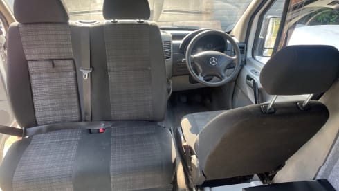 mercy – New build 3 berth Mercedes Benz Campervan 3 belted seats