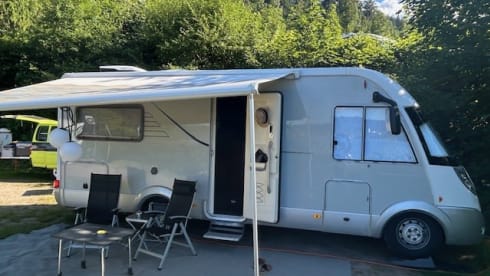 Knaus Sunliner integrated 4p automatic 