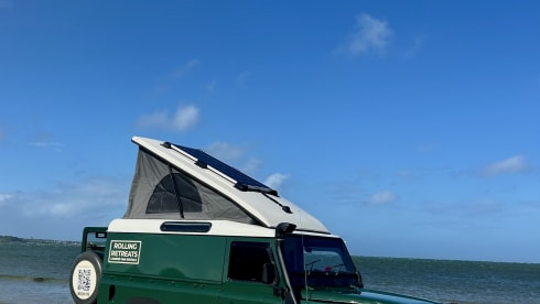 The Defender – Pop Top Off-Grid Land Rover Defender Camper