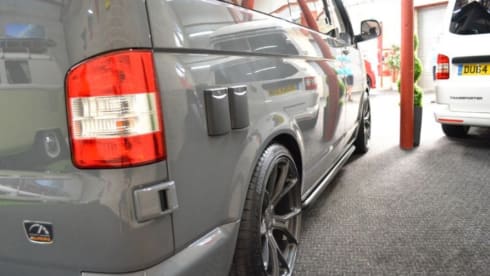 Luxury VW T5 Sportline Camper Van with 160w Solar Panel