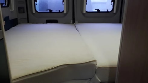 C03 – 2-Personen-Knaus-Bus aus dem Jahr 2018
