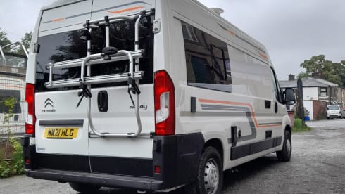 MW21 – 2 Berth Campervan/Motorhome - Fully equipped for your next Adventure