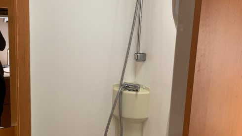 Hymer spacious 6p family camper with bunk beds