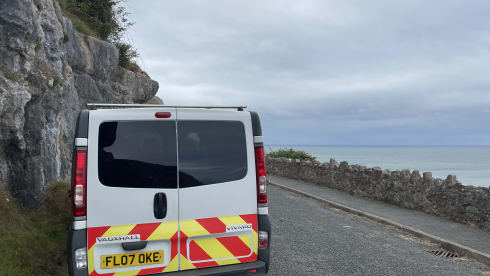 Floki – 2 berth Vauxhall Vivaro self built campervan from 2006