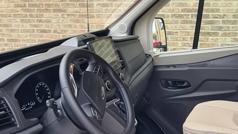 Mc Luis Sovereign – 4p Ford semi-integrated from 2023