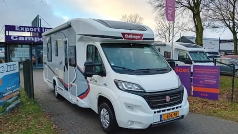 C08 – 4p Challenger, halbintegriert ab 2015