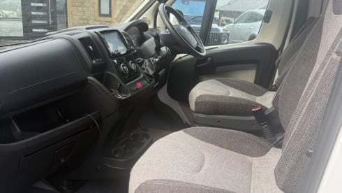 Cane  – 2 berth Weinsberg  carbs 540  campervan from 2019