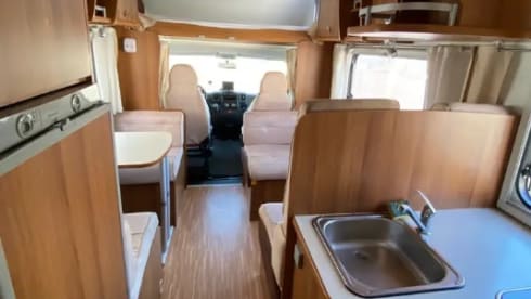 Adventurous family camper with the extra option of a trailer