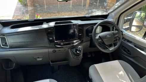 Sierra Nevada – BRAND NEW 4 Berth Roller Team Zefiro 696 (2025) Manual