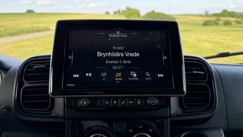 Tom & Mel – 🏝️ - OUT TIME - 🏞️