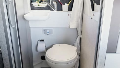 Ride Your Own Story – Hymer Grand Canyon - Spacious and compact for 4 people
