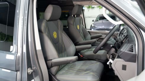 Grey VW – 4 berth Volkswagen Automatic 150bhp campervan from 2021-23