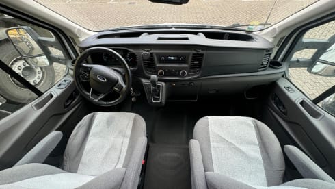 Luxury Camper from 2020 AUTOMATIC with 170 hp