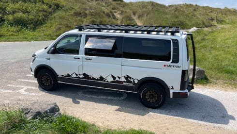 Jon Snow – Adventure Ready - NC500 Special - 4Motion 4x4 Camper