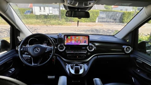 The VANtastic V – 4p Mercedes-Benz rooftop from 2019