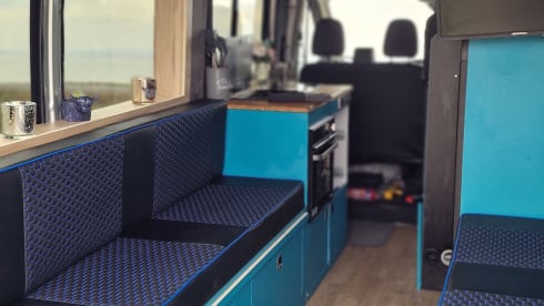 Keegmeister – 5 berth Ford Transit High Top Conversion