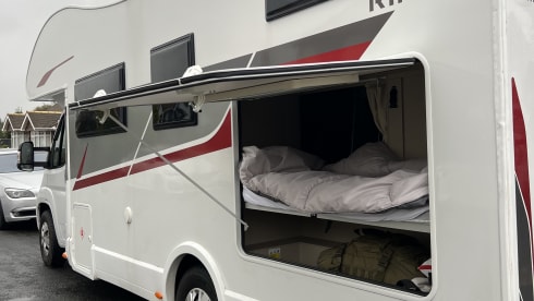 MotorSuite - MySuites – MotorSuite, 6 Berth - Fiat Seal 50