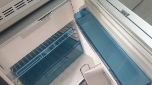 Arturo – 2 berth Peugeot boxer Asphalt from 2021