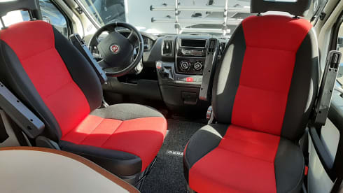 Camper 4p Roller Team semi-integrated from 2013